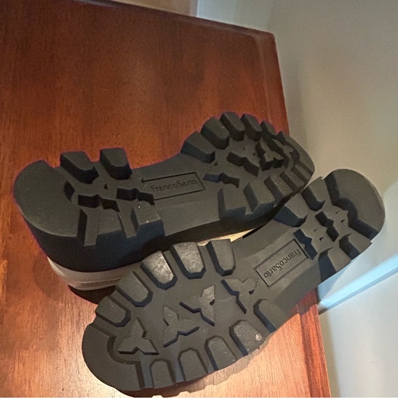 Franco Sarto ivory patent leather loafers, 5-1/2. - Picture 4 of 6